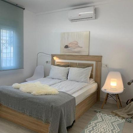 Holiday House Torrevieja Dış mekan fotoğraf